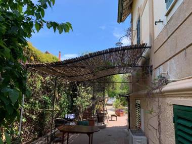 mondello beach apartment