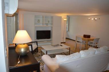 mondello beach apartment