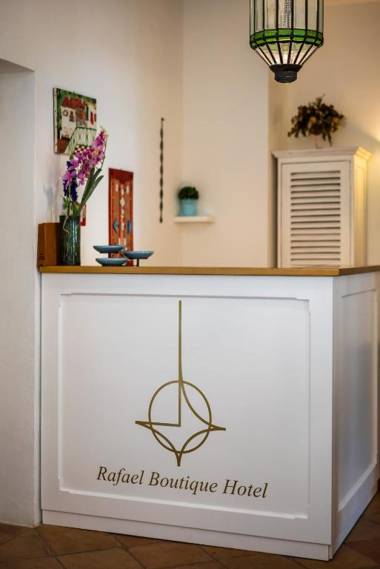 Rafael Boutique Hotel