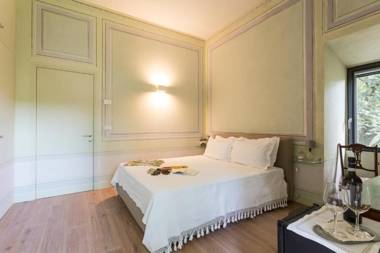 Massimago Wine Tower