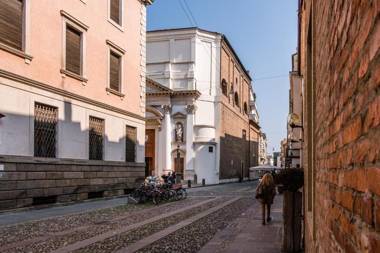 PADOVA TOWER 13TH FLOOR