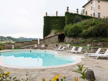 Rustic Mansion in Ovada with Swimming Pool