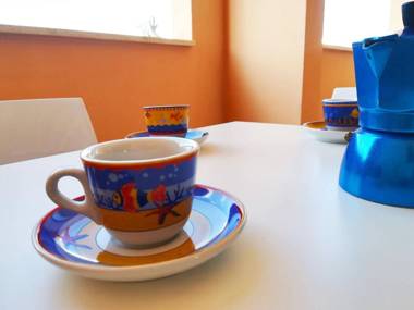 Modern Holiday Apartment With Wi-fi Air Conditioning And Balcony; Pets Allowed