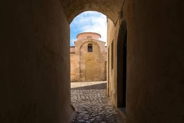 In The Heart Of The Old Town - Apartment Porta Alfonsina