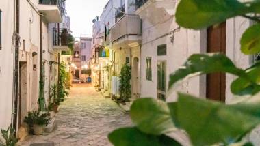 Vico di Ostuni Apartments by Typney