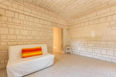 Il Trullo di Erna by BarbarHouse