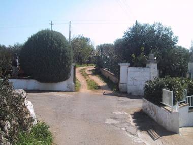 Magnificent villa close to the historic town of Ostuni and beaches