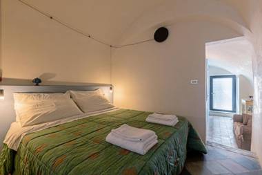 Corso Mazzini White Houses