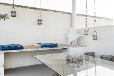 Mindelly Home by Comper with terrace & Netflix