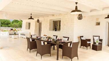 White Stone House 61