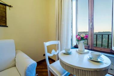 Ripa Medici camere con vista e parcheggio incluso