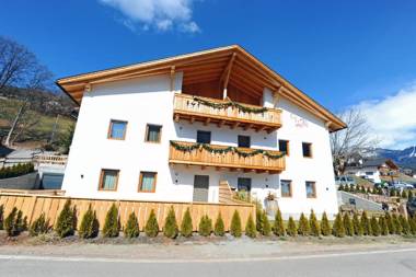 Mountain Apartment Hapeli