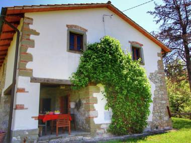 Modish Farmhouse in Ortignano with Swimming Pool