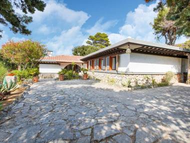 Swanky Villa in Ansedonia near Feniglia Beach