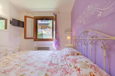 Casina sarda in Costa Smeralda