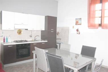 2 bedrooms house with furnished terrace at Noto 6 km away from the beach