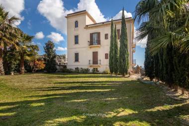 Alexander Art Nouveau Suites