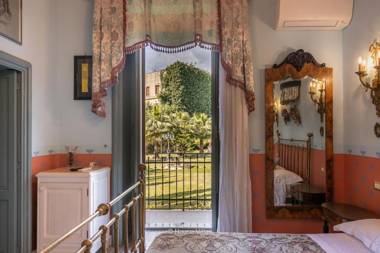 Alexander Art Nouveau Suites