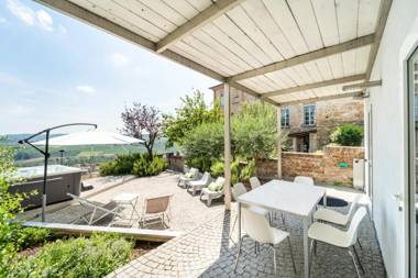 La Villa Holiday House