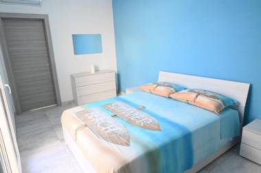 Villa Noire just 900mt From The Crystalline Waters Of Salento