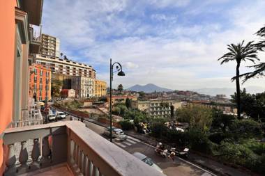 The Britannique Hotel Naples Curio Collection By Hilton