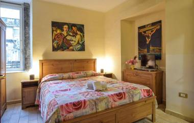 Queen Carolina's Homes - Apartments in Old Town