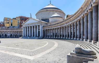Queen Carolina's Homes - Apartments in Old Town