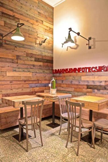 The Foria House by House In Naples