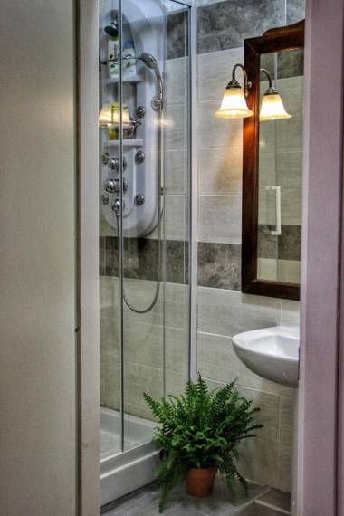 WELL COME - Santa Lucia