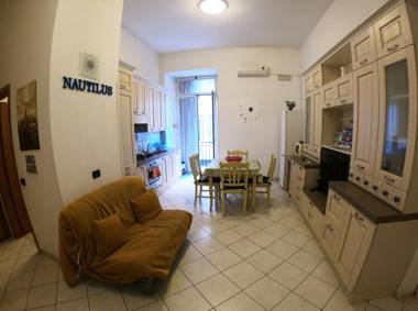 Nautilus Apartment