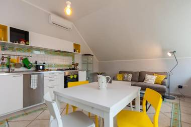 Bright Rooftop by Napoliapartments