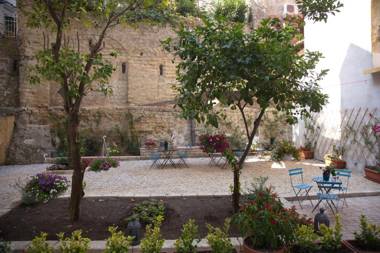 Borgo Vergini Garden B&B
