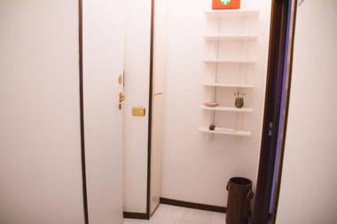 Happy Rooms in Easy House