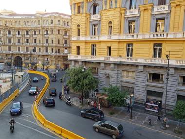 Napoli Central Loft