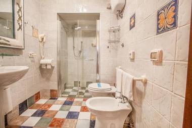 double triple Room in Naples city center