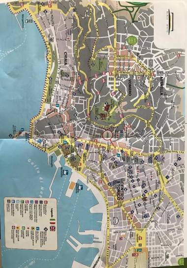 Residence Black & White