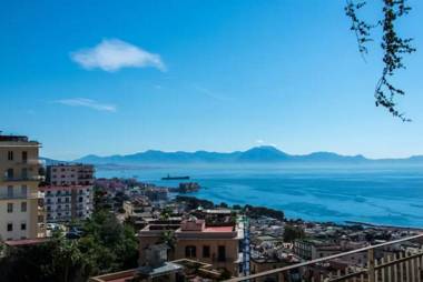 Naima Sea View Design Apartment