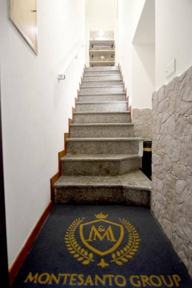 Montesantogroup Sorrento Room