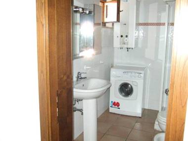 One bedroom appartement with garden and wifi at Provincia di Siena