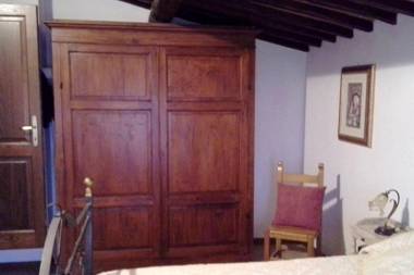 One bedroom appartement with garden and wifi at Provincia di Siena