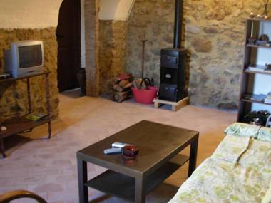 Holiday Home in Canossa with Swimming Pool Garden and Patio