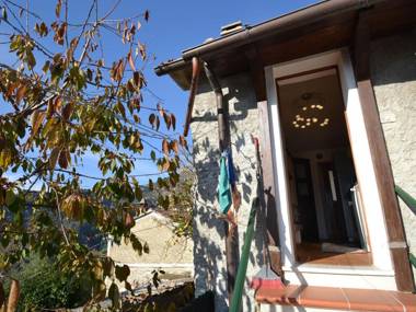 Modern Holiday Home in Montignoso near Aghinolfi Castle