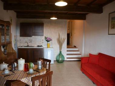 Lovely Farmhouse in Monticiano with Garden