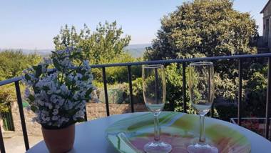 Beautiful apartment with exclusive garden and terrace