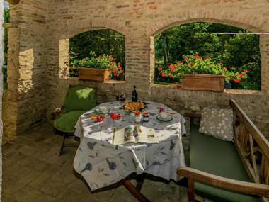 Farmhouse with pool and private terrace between fruit trees and olive grove