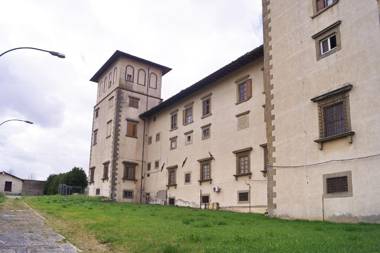 Antinoro Apartments