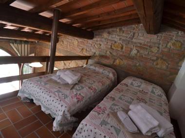 Spacious Apartment in Montaione Italy with Swimming Pool