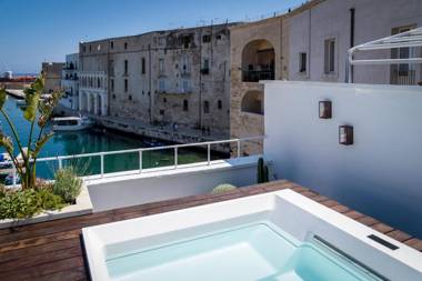 AL CONSOLE LUXURY SUITE