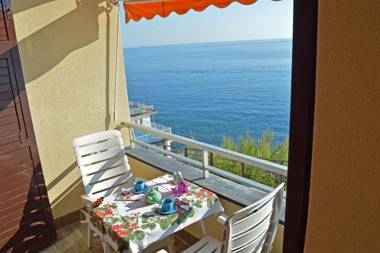 House Esperia by Holiday World