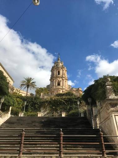 Holiday Rooms Portale Pirrera